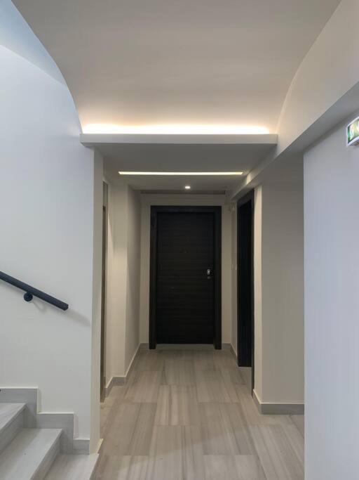 Fab New Flat In Central Athens W/ Acropolis Views מראה חיצוני תמונה
